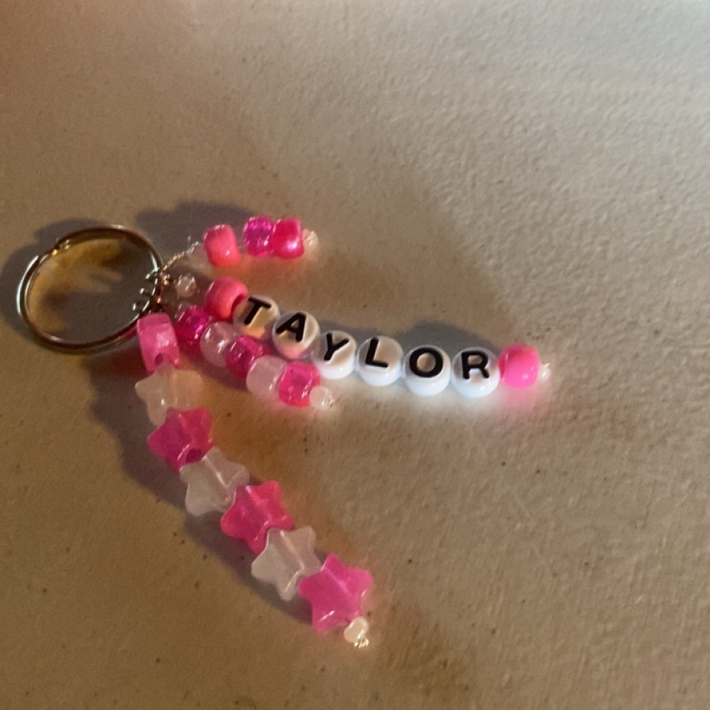 Random or customized keychains!